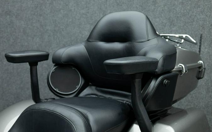 2016 HARLEY DAVIDSON FLHTCUTG TRI GLIDE ULTRA CLASSIC TRIKE