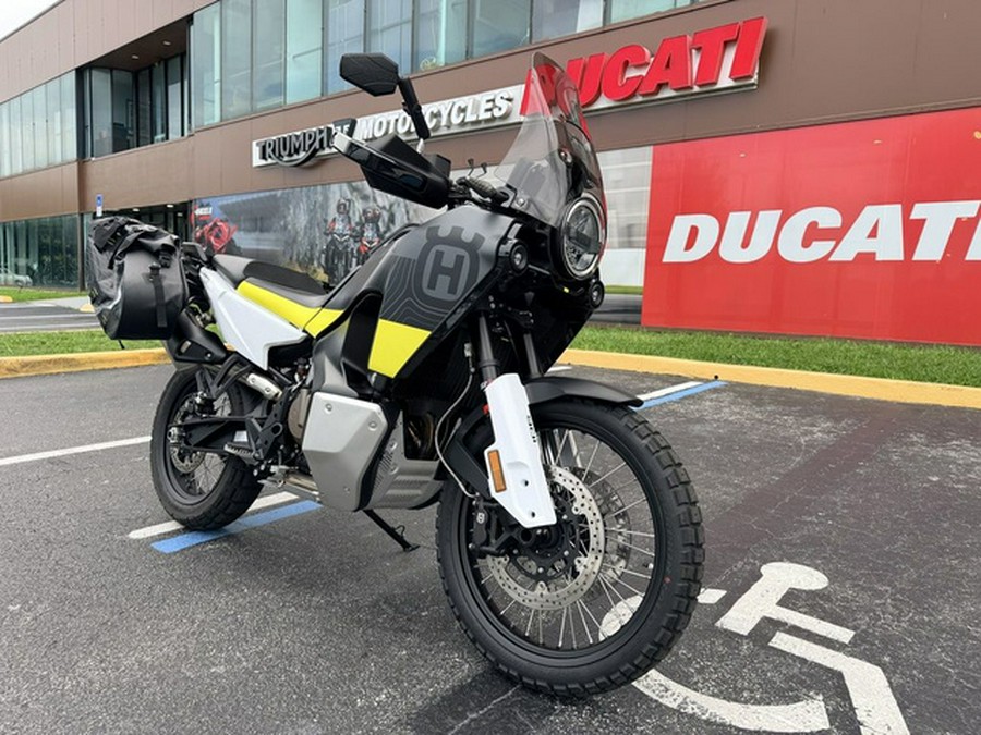 2023 Husqvarna Norden 901