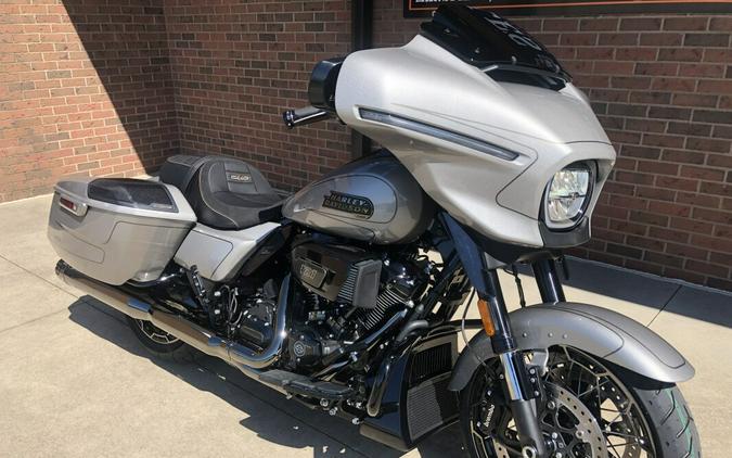 2023 Harley-Davidson CVO Street Glide FLHXSE