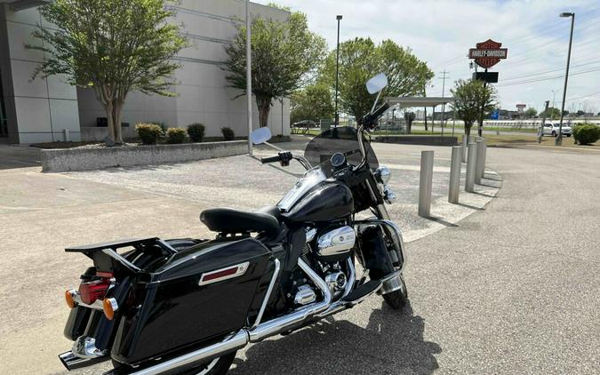 2022 Road King Police Vivid Black