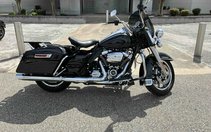 2022 Road King Police Vivid Black