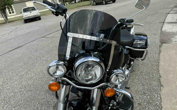 2022 Road King Police Vivid Black