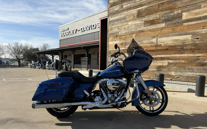 2015 Harley-Davidson® Road Glide® Special Superior Blue