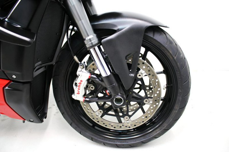 2021 Ducati Streetfighter V4