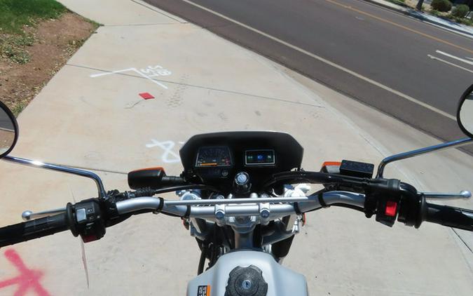 2027 Yamaha TW 200