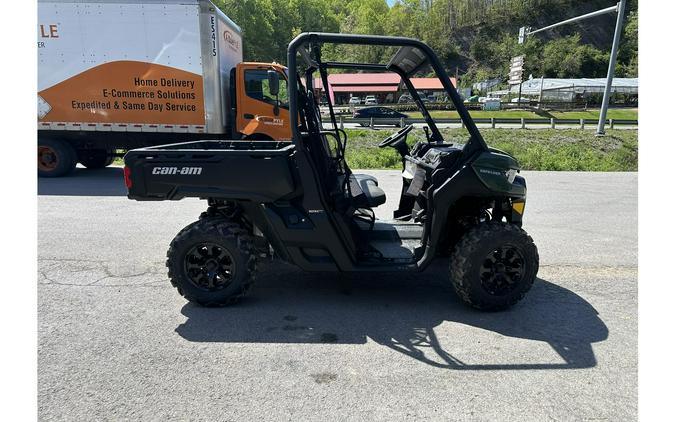 2024 Can-Am Defender HD9