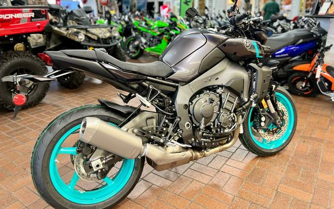 New 2024 Yamaha MT-10