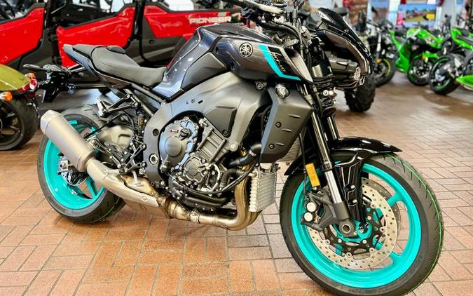 New 2024 Yamaha MT-10