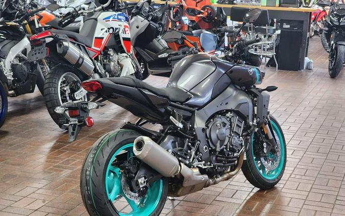 New 2024 Yamaha MT-10