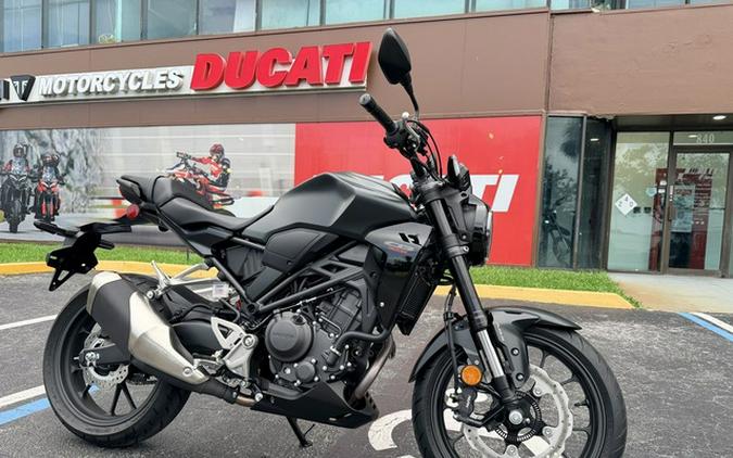 2025 Honda CB300R