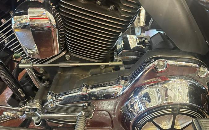 2011 Harley-Davidson® FLTRU - Road Glide® Ultra