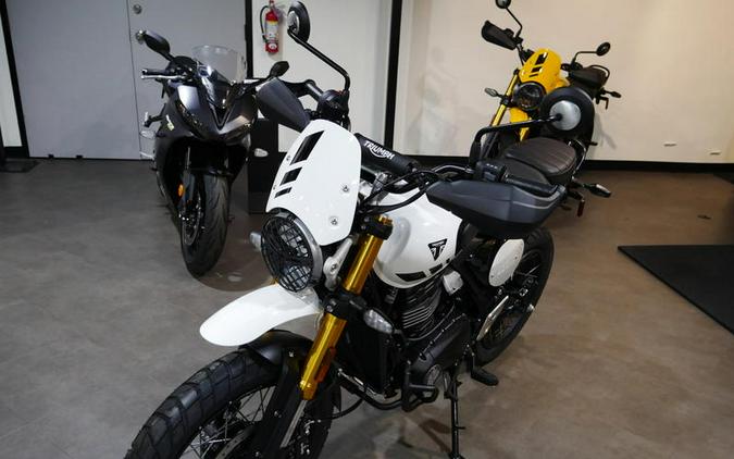 2026 Triumph Scrambler 400 XC Vanilla White