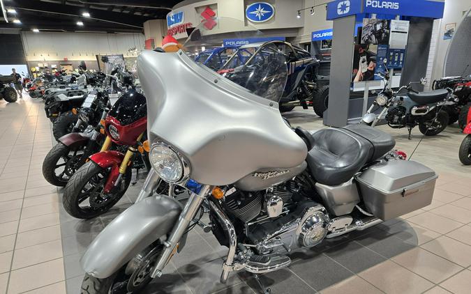 2009 HARLEY STREET GLIDE