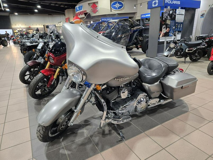 Used 2009 HARLEY STREET GLIDE