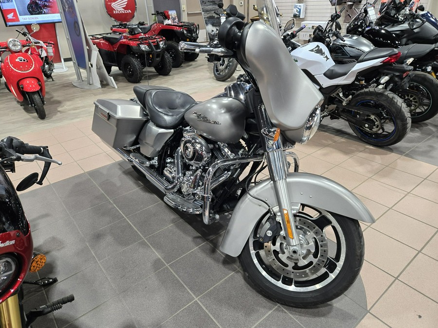 2009 HARLEY STREET GLIDE