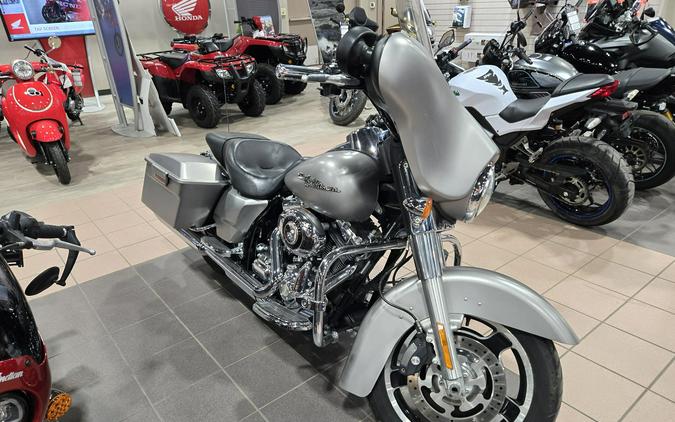 2009 HARLEY STREET GLIDE