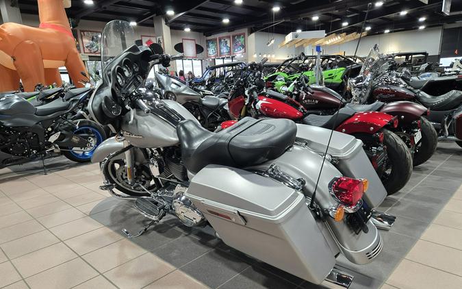 2009 HARLEY STREET GLIDE