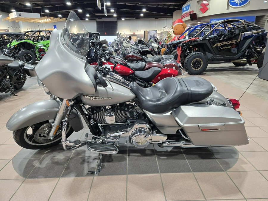 2009 HARLEY STREET GLIDE