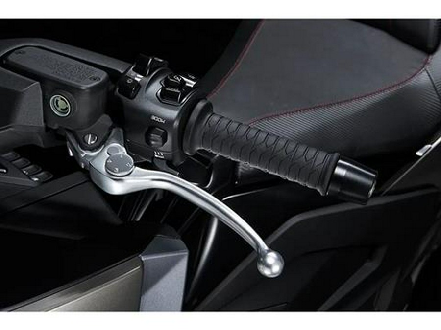 2026 Kymco AK 550i Premium