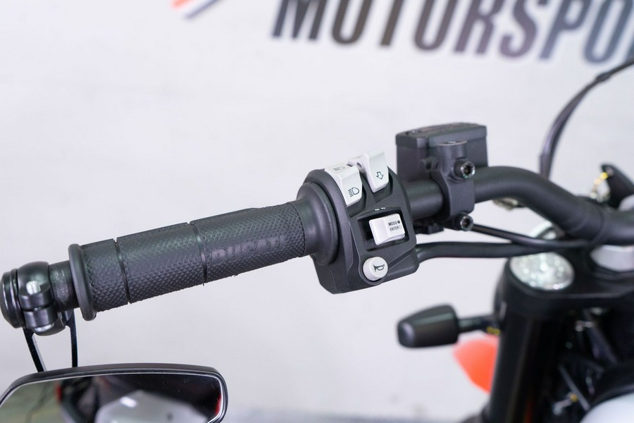2022 Ducati SCRAMBLER URBAN MOTARD