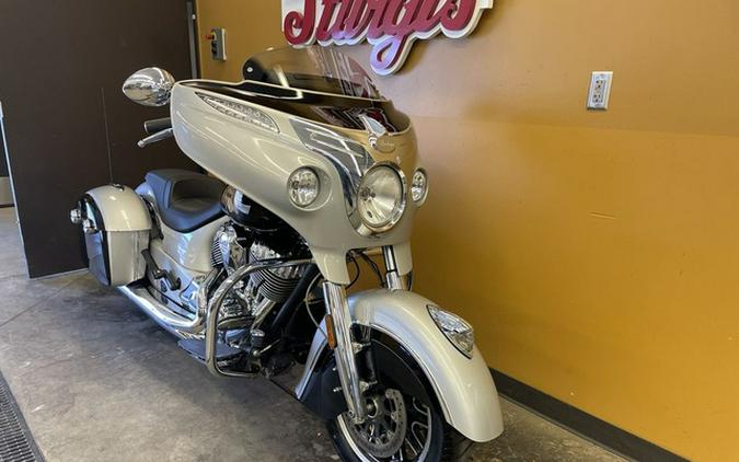 2017 Indian Chieftain Star Silver Over Thunder Black