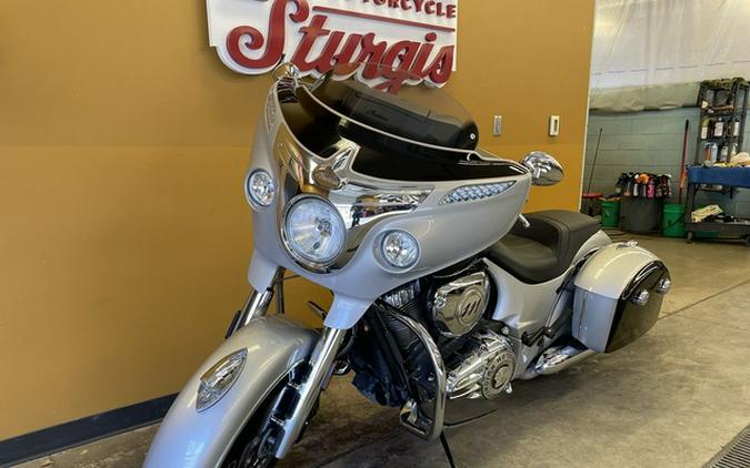 2017 Indian Chieftain Star Silver Over Thunder Black