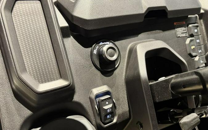 2025 CFMOTO UFORCE U10 Pro