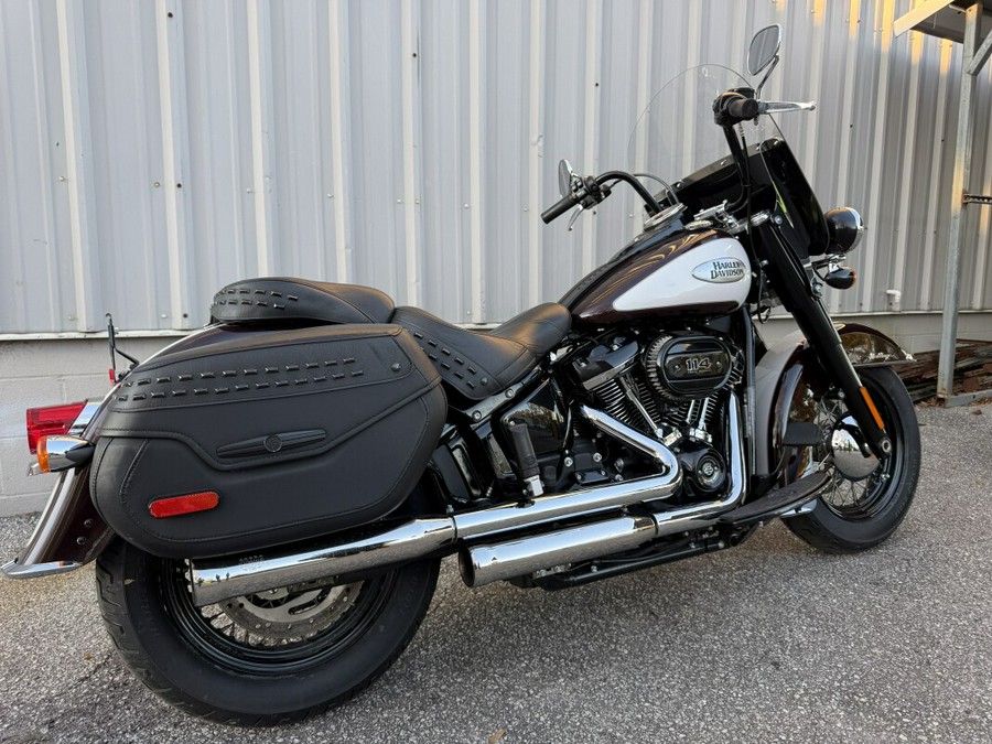2021 Harley-Davidson® FLHCS Heritage Classic 114
