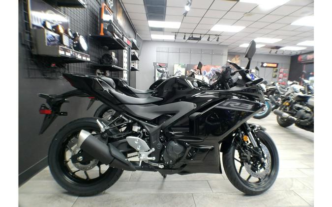 2026 Yamaha YZF-R3 ABS
