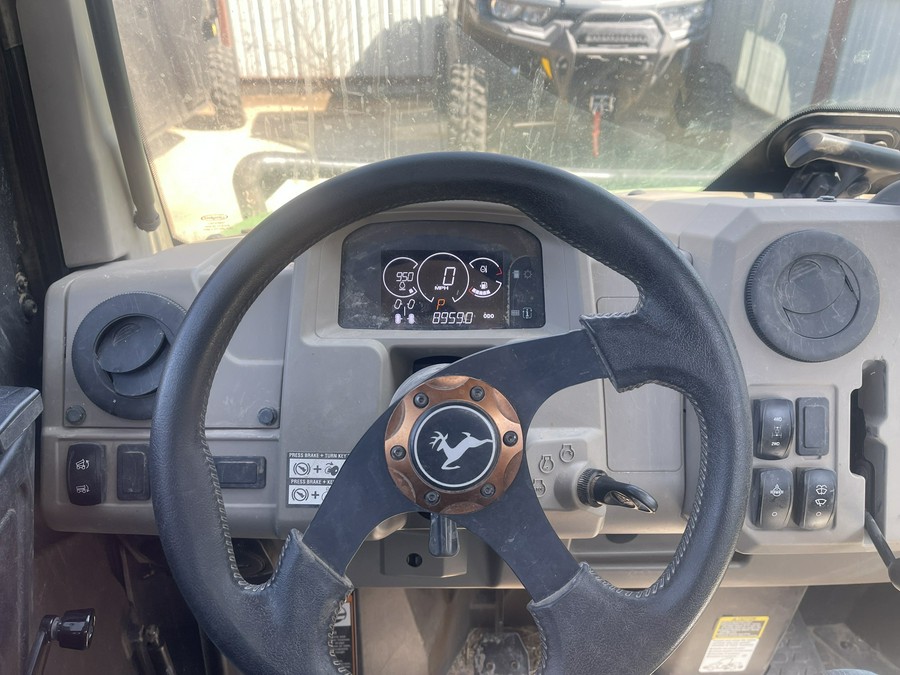 2023 John Deere XUV835R Premium Cab