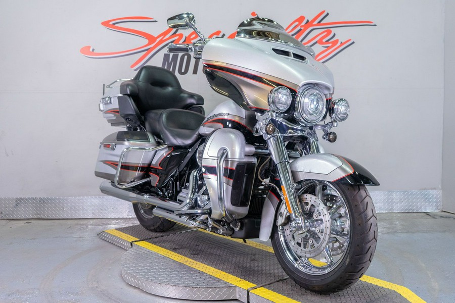 2017 Harley-Davidson CVO™ Limited