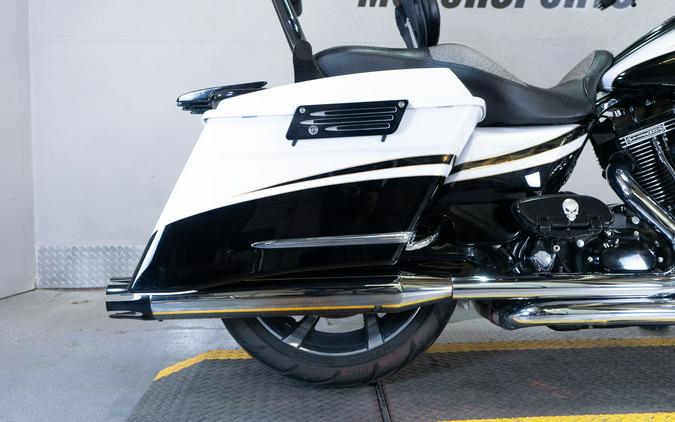 2012 Harley-Davidson CVO™ Road Glide® Custom