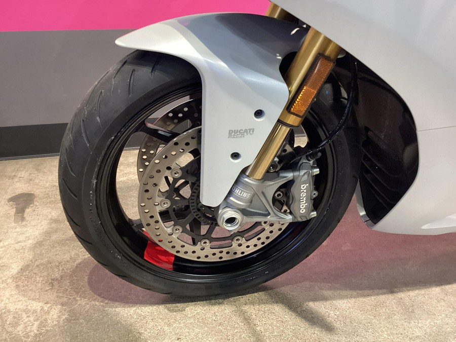2021 Ducati Supersport S