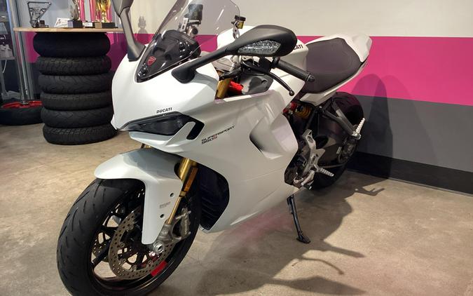 2021 Ducati Supersport S