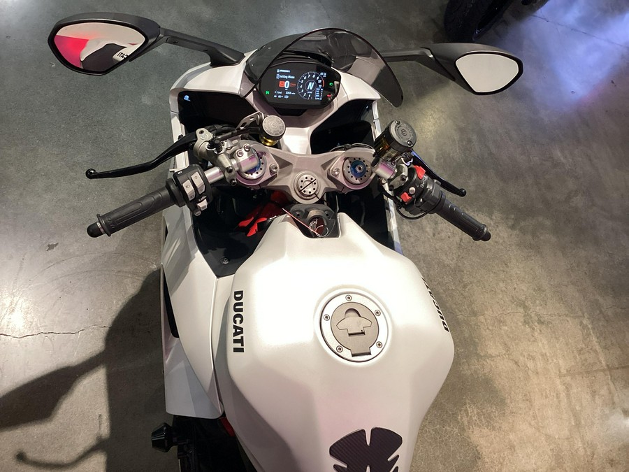 2021 Ducati Supersport S