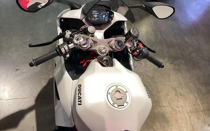 2021 Ducati Supersport S