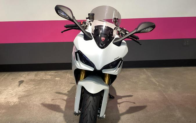 2021 Ducati Supersport S
