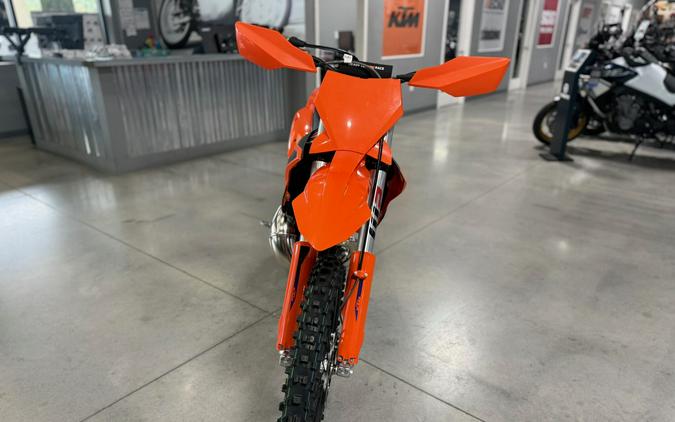 2026 KTM XC