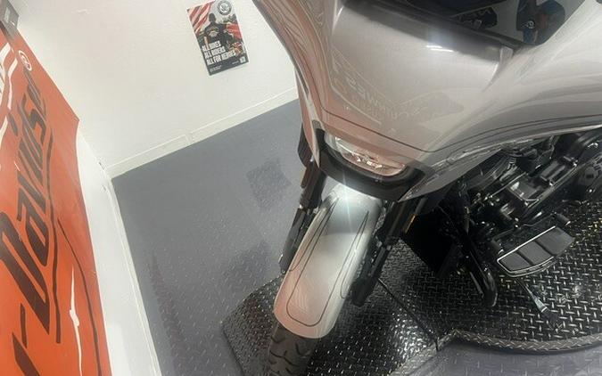 FLHXSE 2023 CVO™ Street Glide®