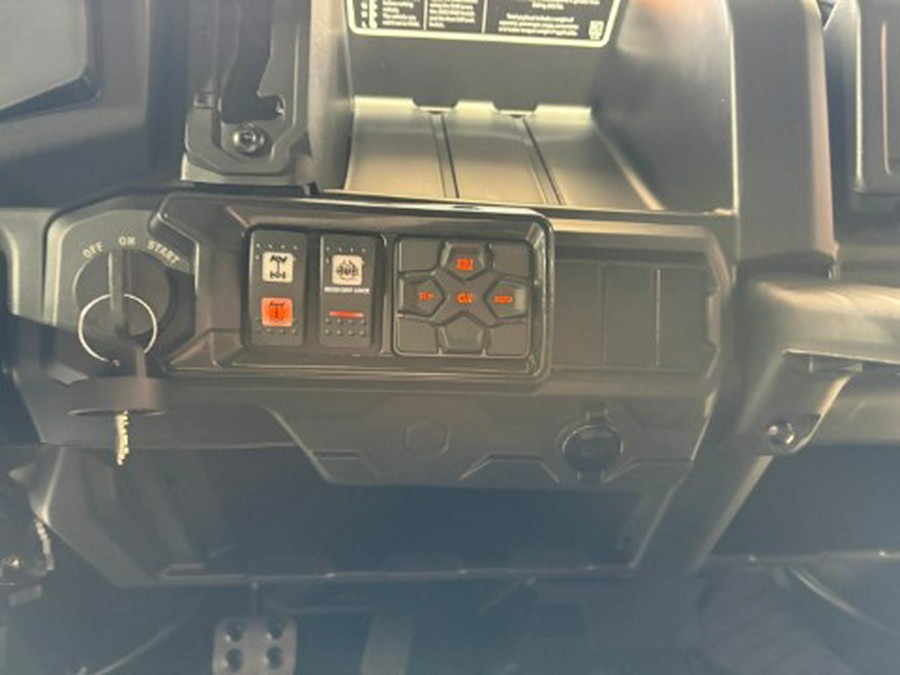 2026 Can-Am Defender PRO XT