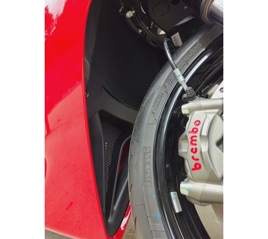 2026 DUCATI PANIGALE V2