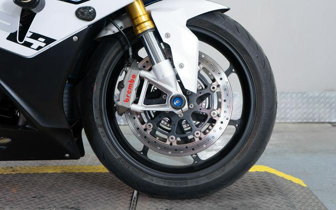 2014 BMW HP4