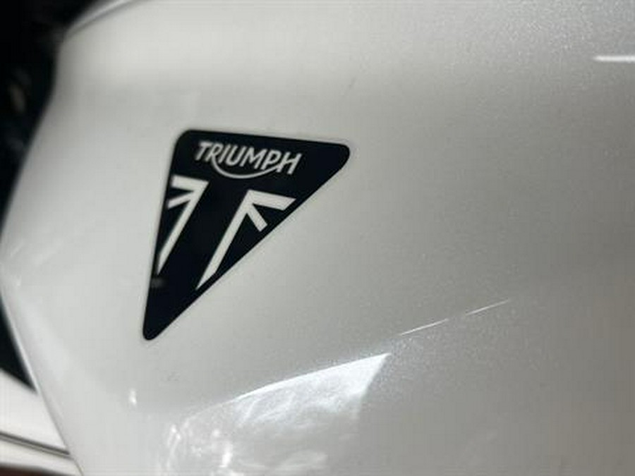 2024 Triumph Street Triple 765 R