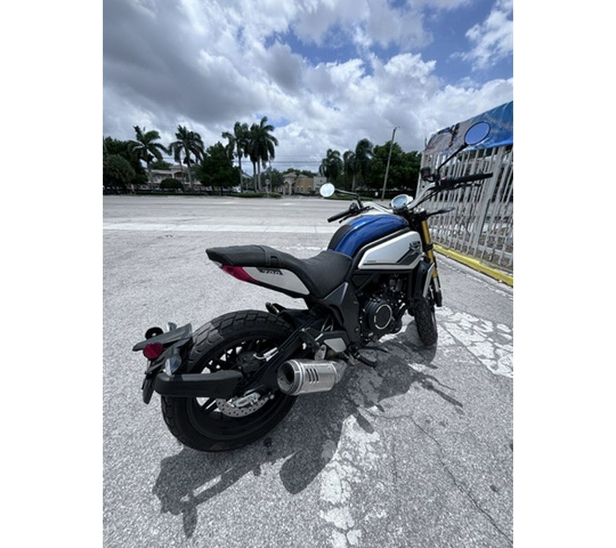 2022 Cfmoto CF700-2US