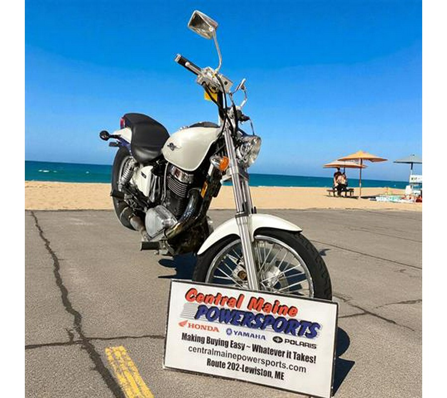 2005 Suzuki Boulevard S40