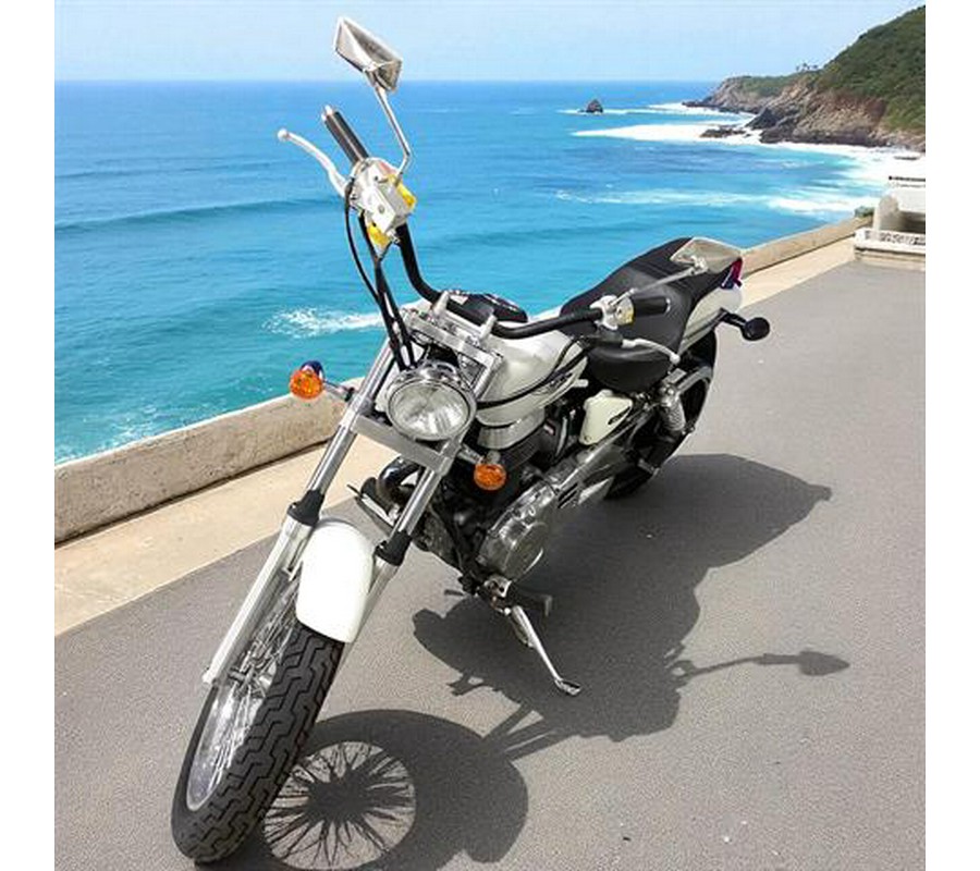 2005 Suzuki Boulevard S40