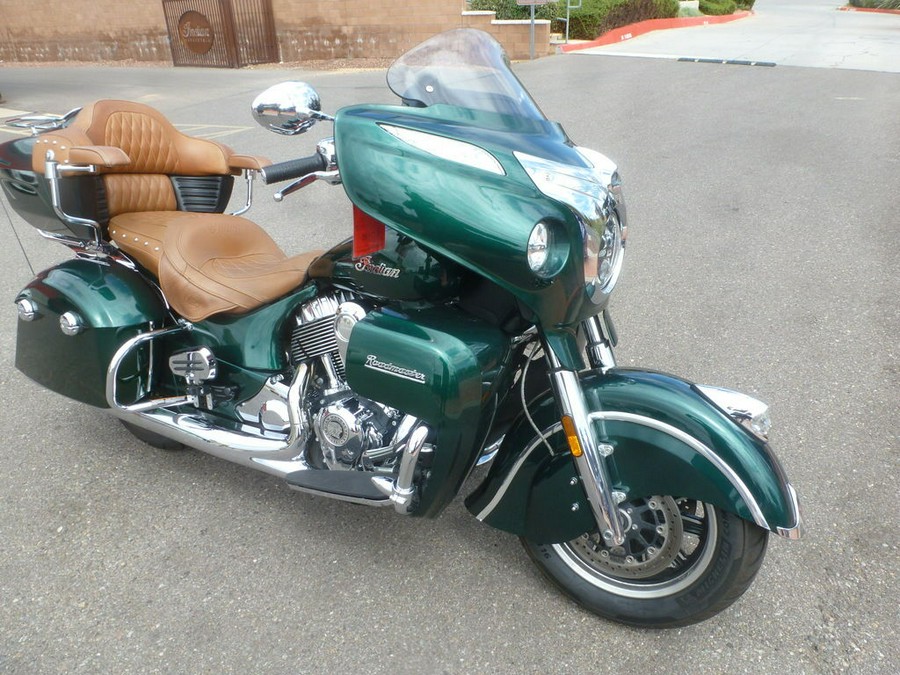 2017 Indian Motorcycle® Roadmaster® Icon Fairway Green