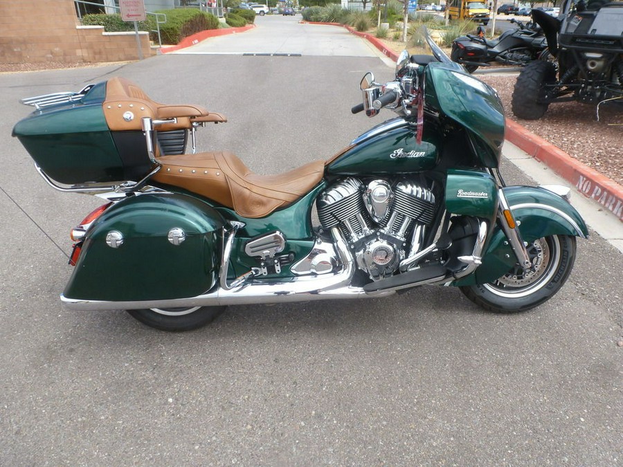 2017 Indian Motorcycle® Roadmaster® Icon Fairway Green
