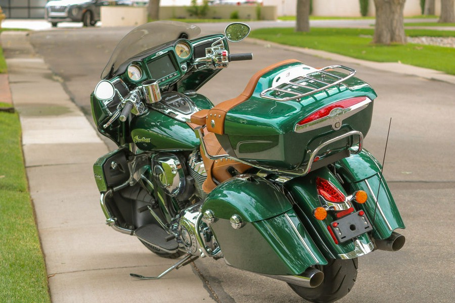 2017 Indian Motorcycle® Roadmaster® Icon Fairway Green