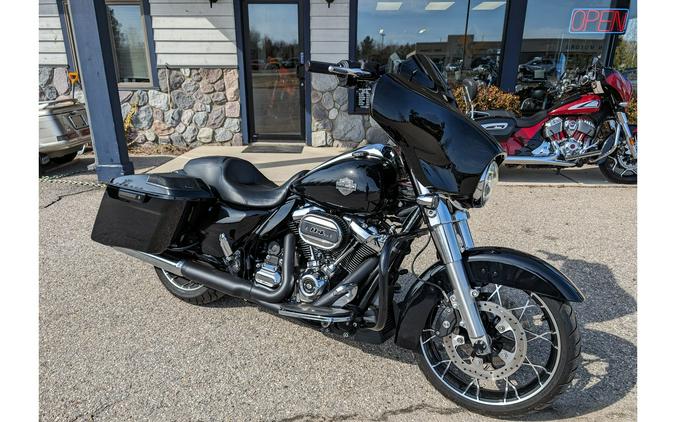 2021 Harley-Davidson Street Glide Special Review: Performance and Style